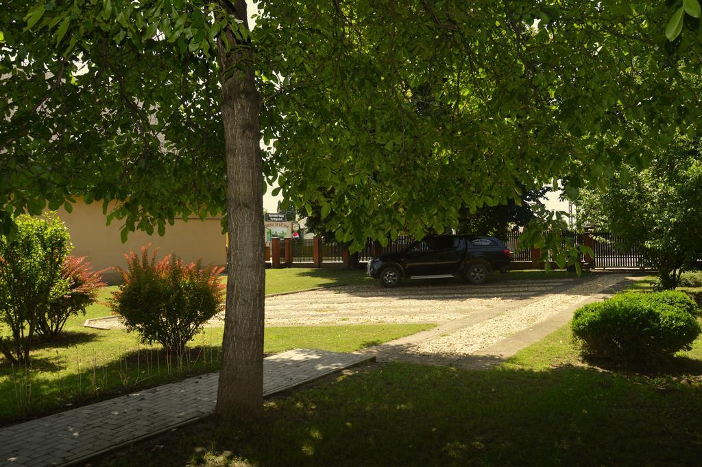 Tisza-Kert Apartmanok Tiszafüred 외부 사진